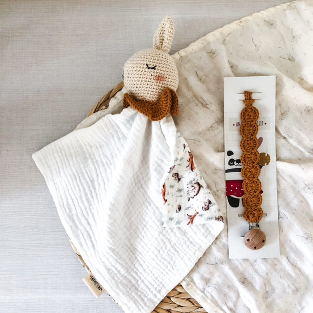 Set Doudou Olly animali del bosco + portaciuccio