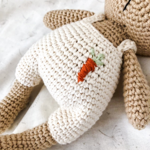 Coniglietto con salopette White&Carrott