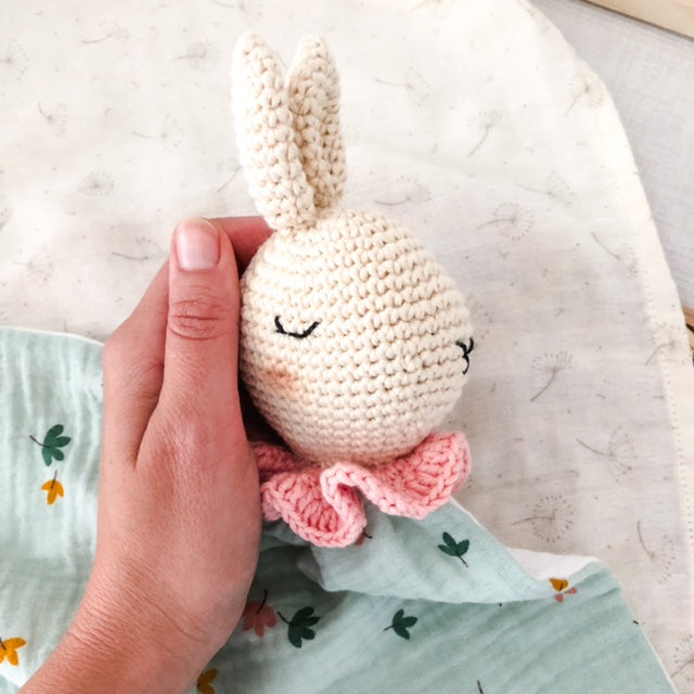 Set Doudou Olly Foglie Rosa + portaciuccio