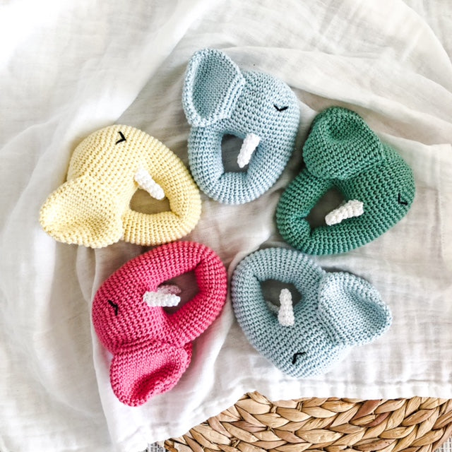 Set Elefante con sonaglio + portaciuccio Green Organic