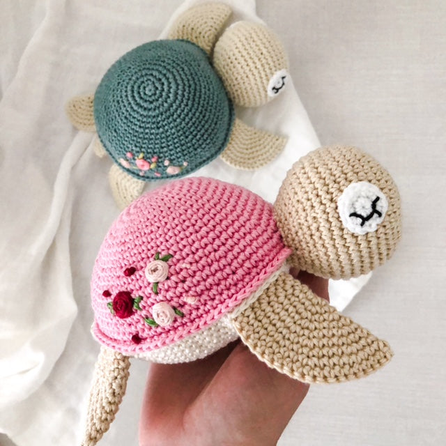 Tartaruga con Ricamo "Pink"